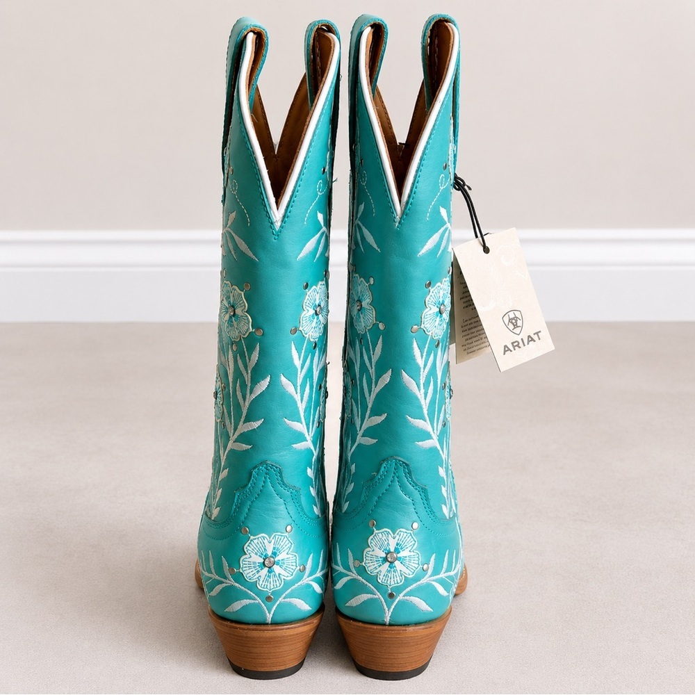 ARIAT Romance Western Boot in Natural Turquoise - Picture 5 of 12